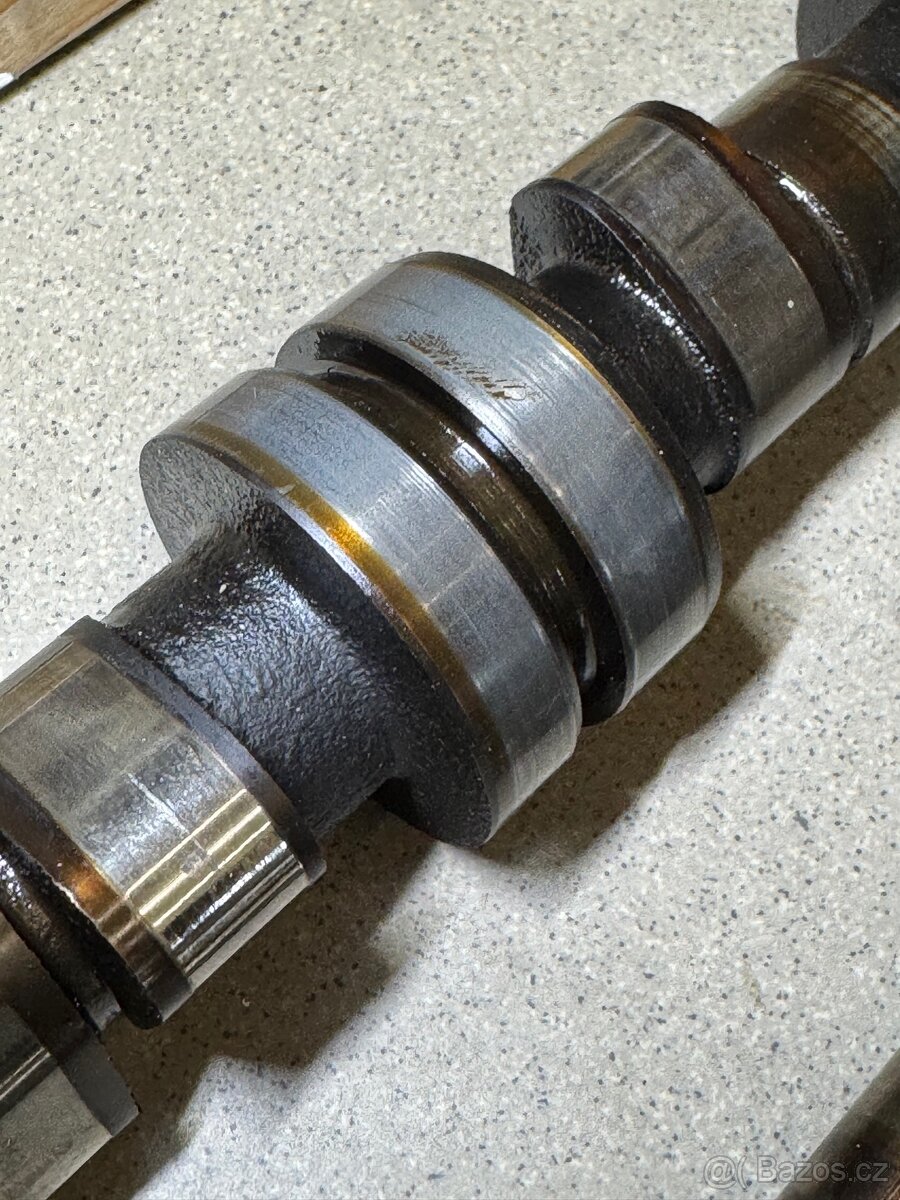 BMW E30 hlava 885 m20b25 - 14