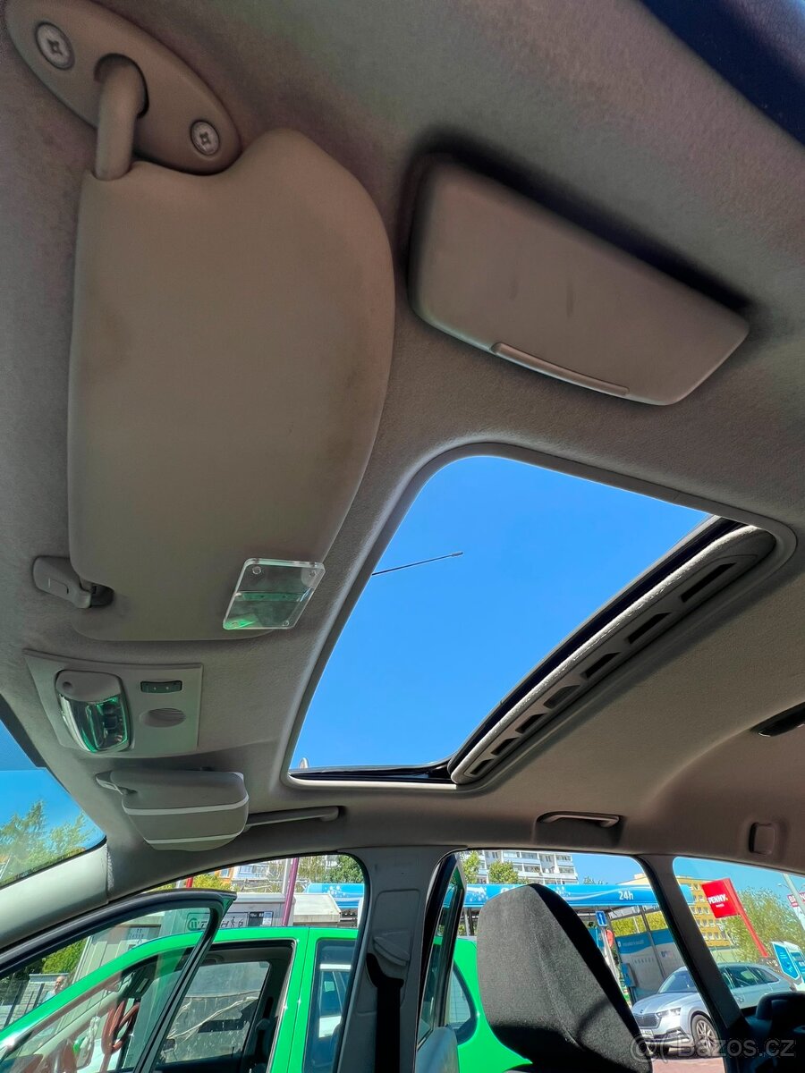 Prodávám Ford Focus rok. 2009 1.8 TDCi - 14