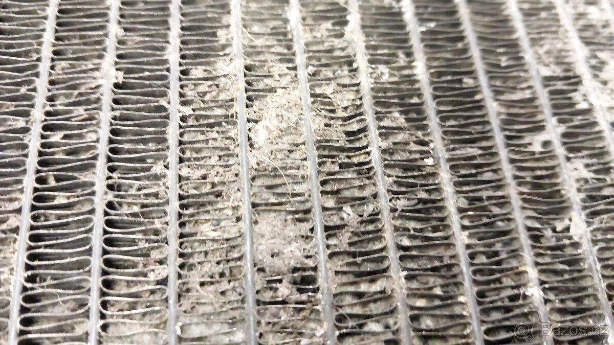 VW Transporter T5 – Chladiče 2,0Tdi 103 kw - 14