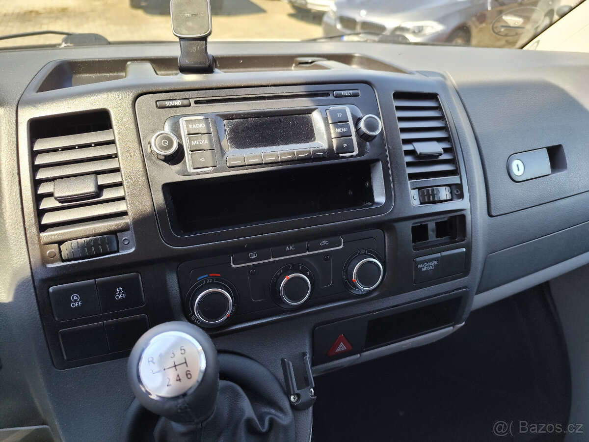 Volkswagen Transporter 10/2013 2,0TDI 103KW L2H1 AC TOP GARA - 14