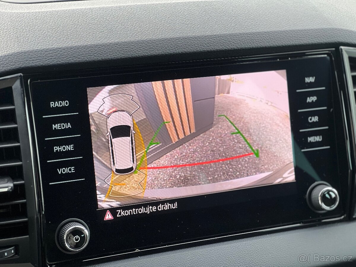 Škoda Karoq 1.5 TSI 110Kw SPORTLINE Virtuál M2023 - ZÁRUKA - 14