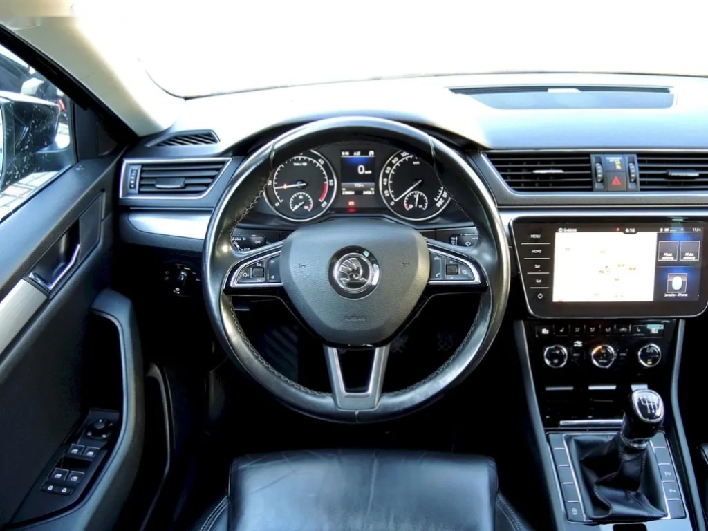 Škoda Superb, combi 1.6TDI 88kW Style - 14