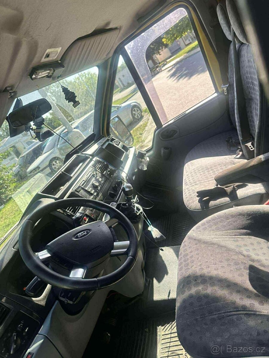 Prodám Ford transit odtahovy speciál - 14