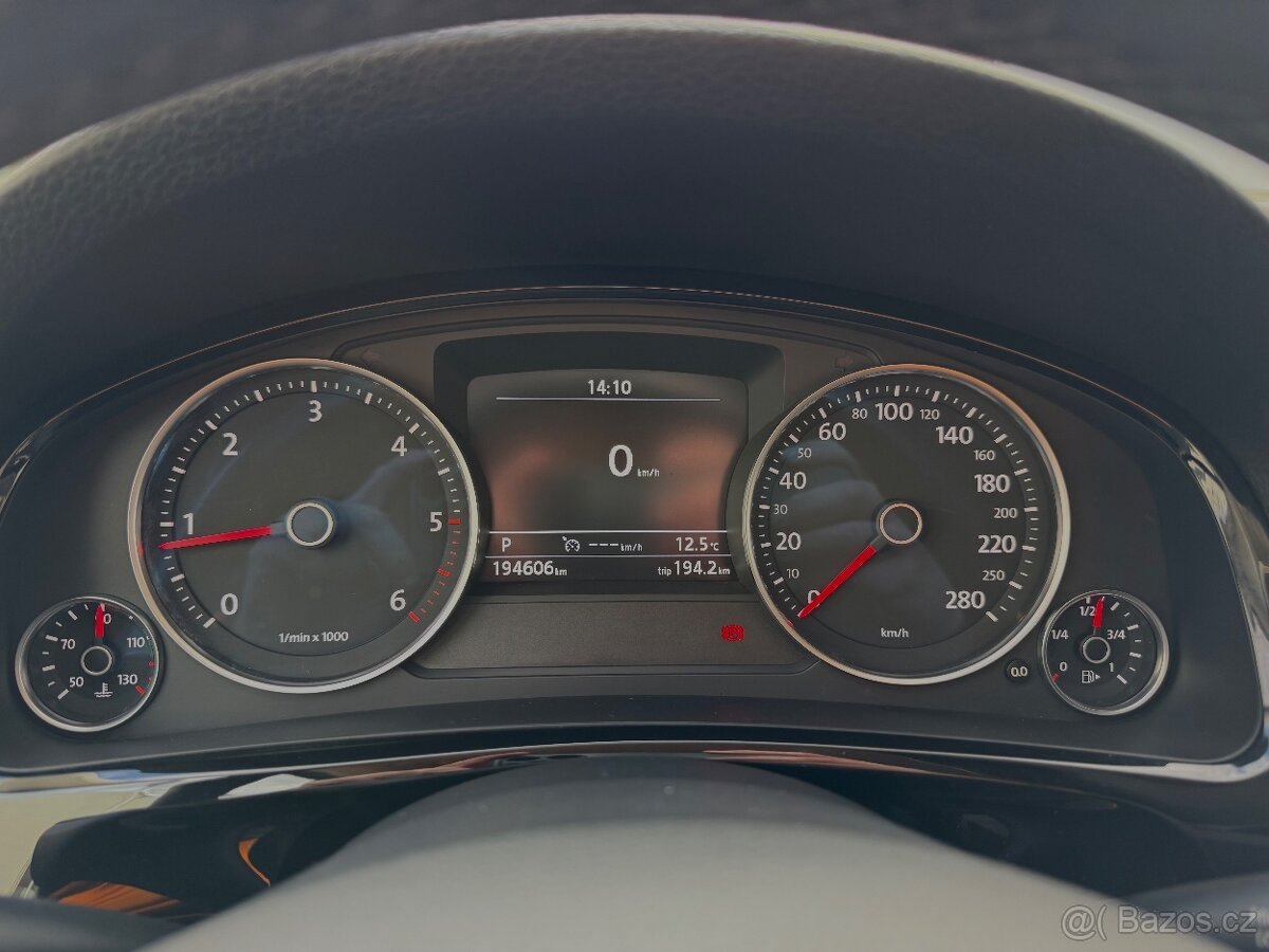 Volkswagen Touareg II 3.0 V6 TDI 4MOTION model 2016 - 14