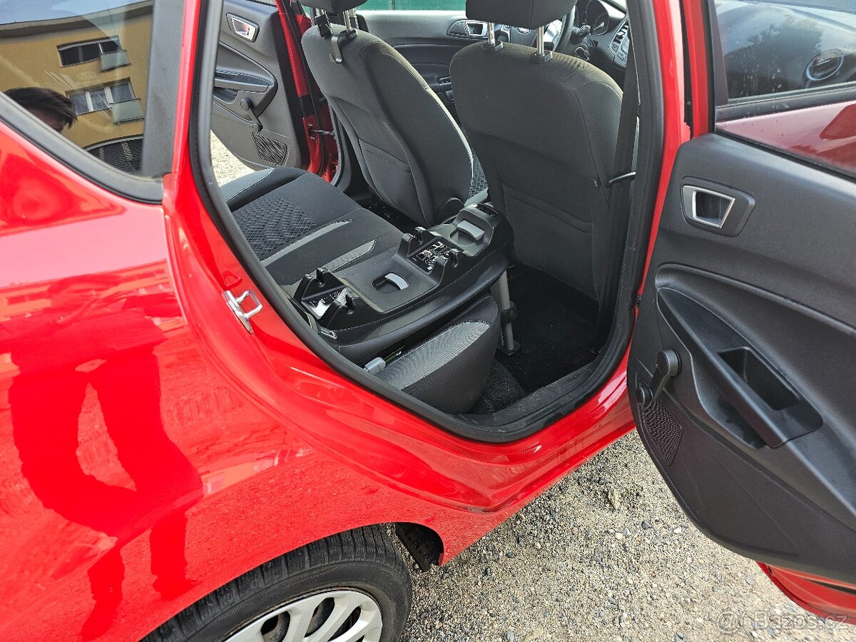 Ford Fiesta - 14