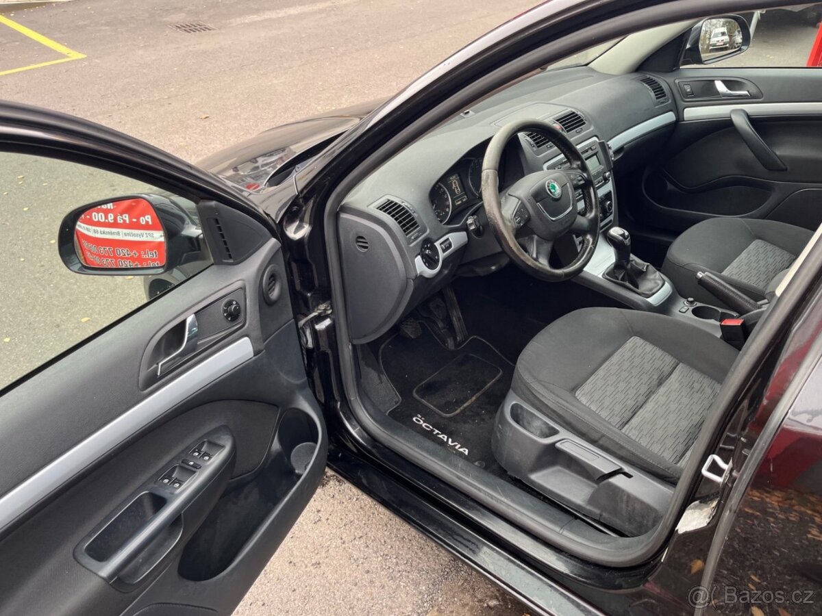 Škoda Octavia 1.6 TDi • 7/2011 • 77kw • 2 sady kol - 14