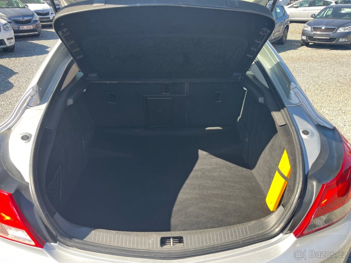 OPEL INSIGNIA 1,6T 132KW COSMO PREMIUM PACKET - 14