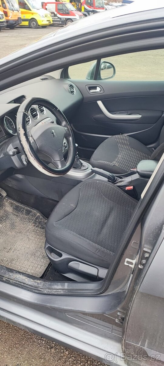 Peugeot 308 1.6 HDI - 14
