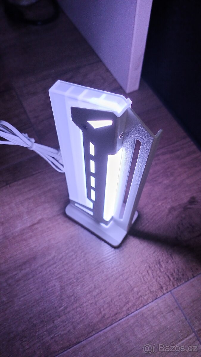 RGB podpěra pod grafickou kartu (White) - 14