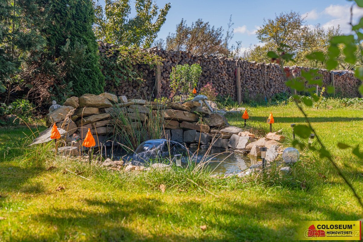 Šumná, RD 3+1, 150 m², zahrada, hospodářská budova, garáž – - 14