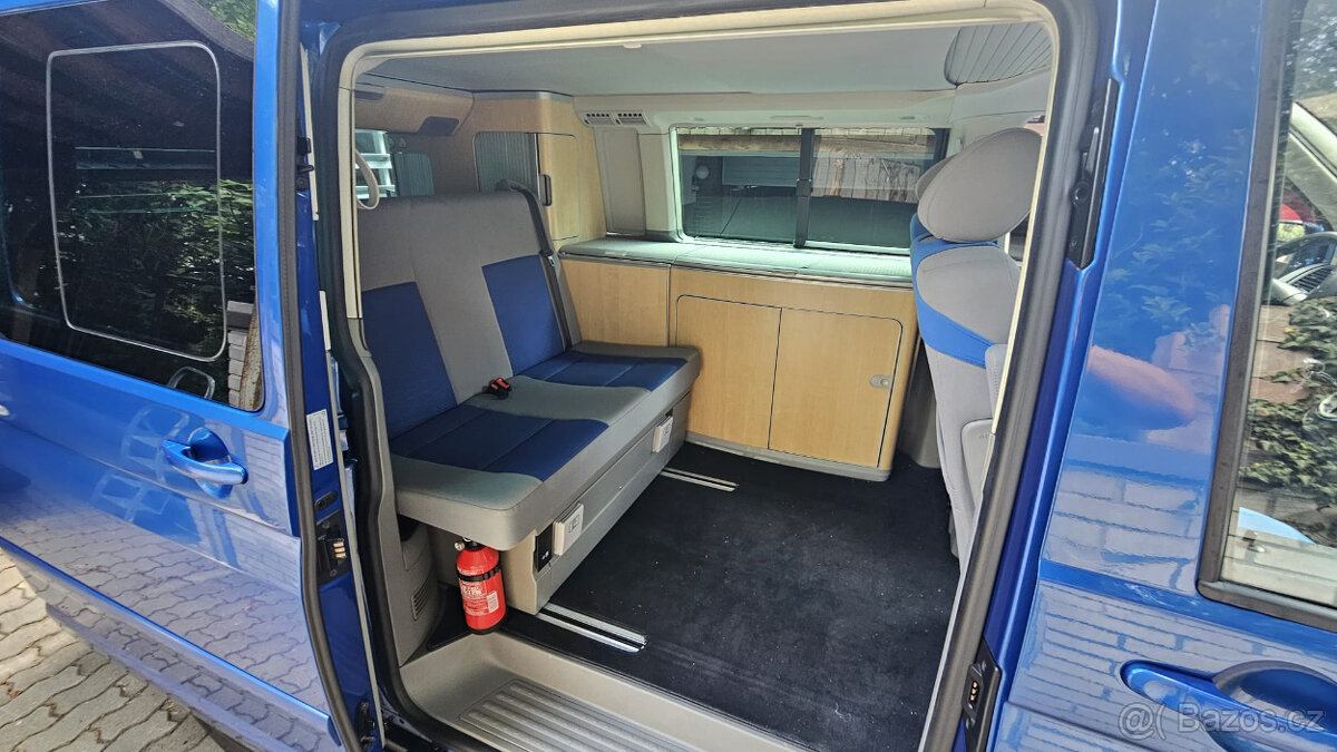 VW T5 California 2.5 TDI 4 motion - 14