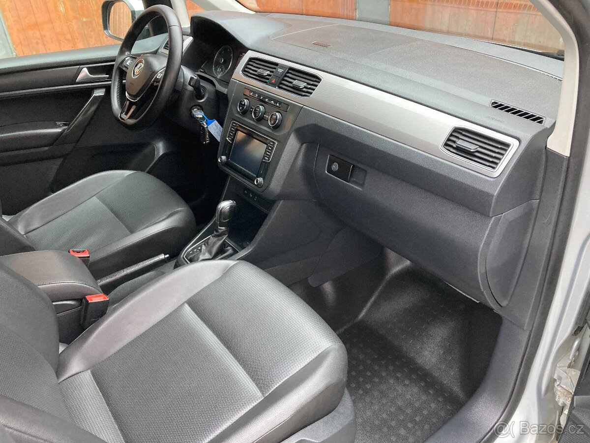VOLKSWAGEN CADDY MAXI 2,0TDi DSG 7míst HIGHLINE - 14