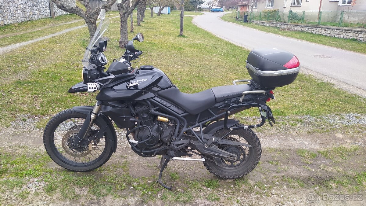 Triumph Tiger 800 XC, r.v.2011 - 14