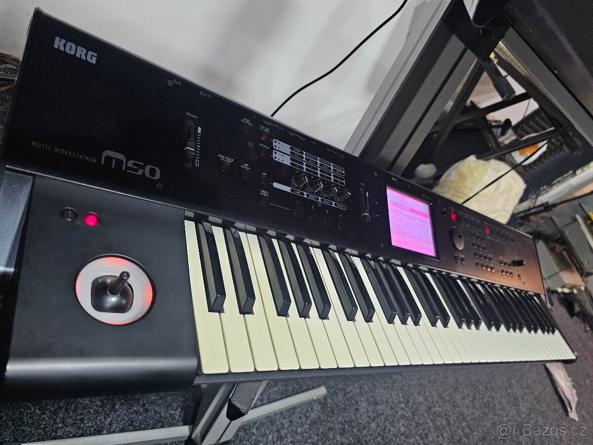 Korg Triton Extreme + Yamaha SY77 + Korg M50 + X5D + efekty - 14