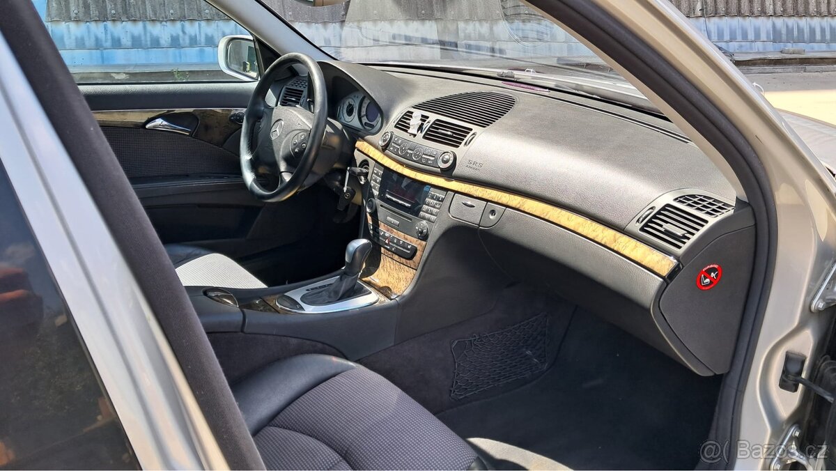 Mercedes Benz E260 2,6V6 w211 combi - 14