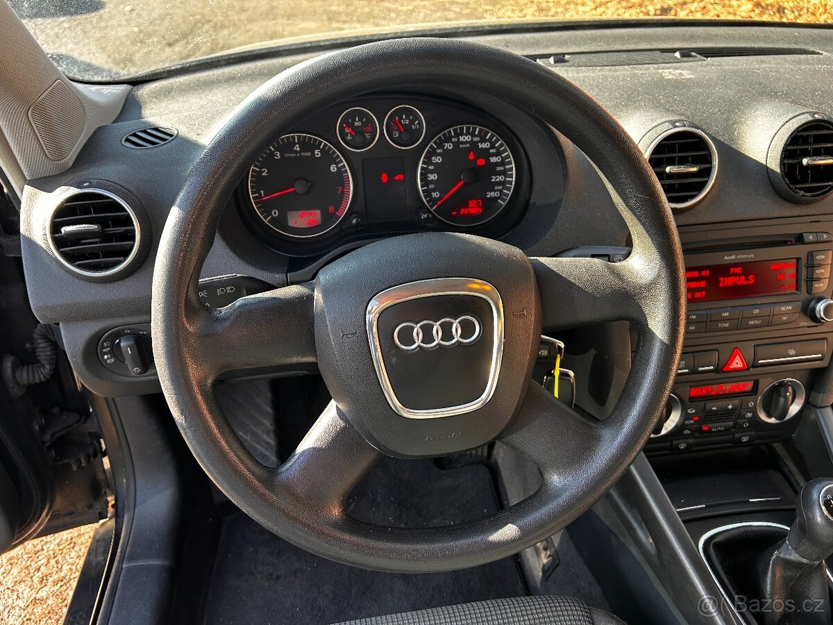 Audi A3 1,6i 75kW, r.v. 2008, nová STK 01/2028 - 14