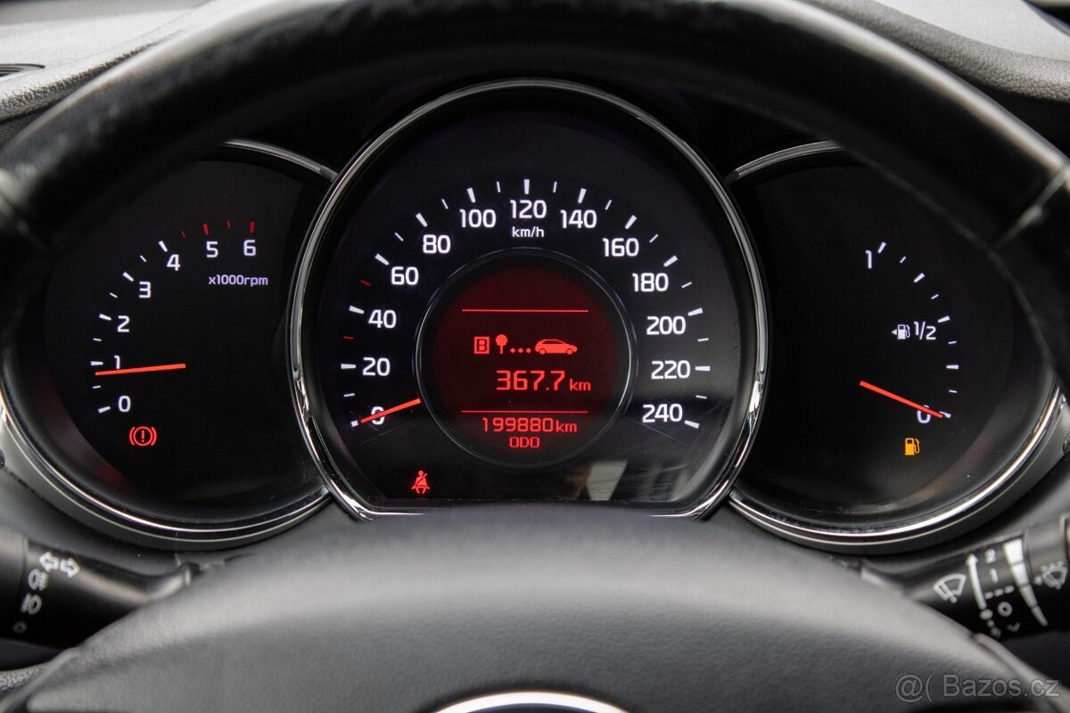 Kia Ceed SW 1.6 CRDi Gold 100kW, M6 07/2017 - 14