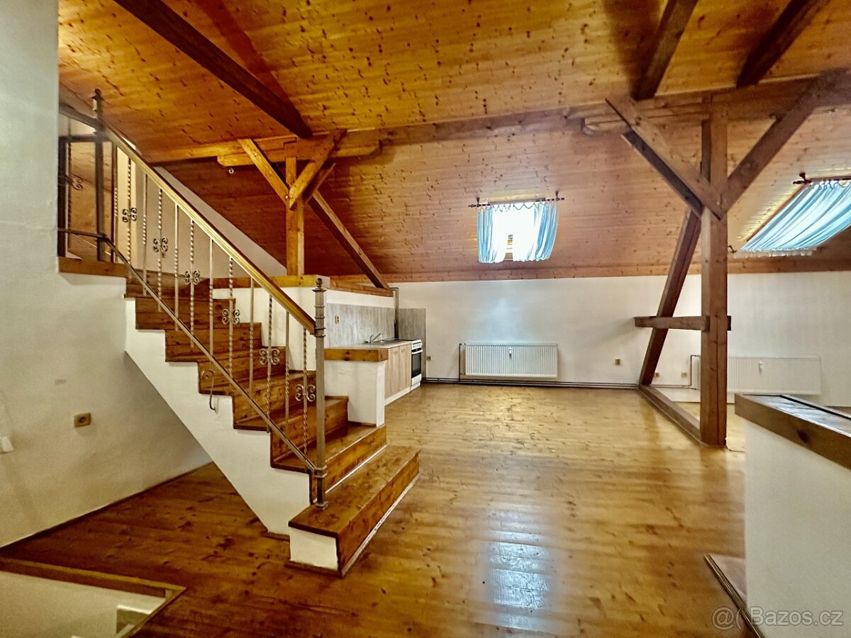 Pronájem bytu 3+kk (mezonet) 137m2, ulice Hálkova - Husovice - 14