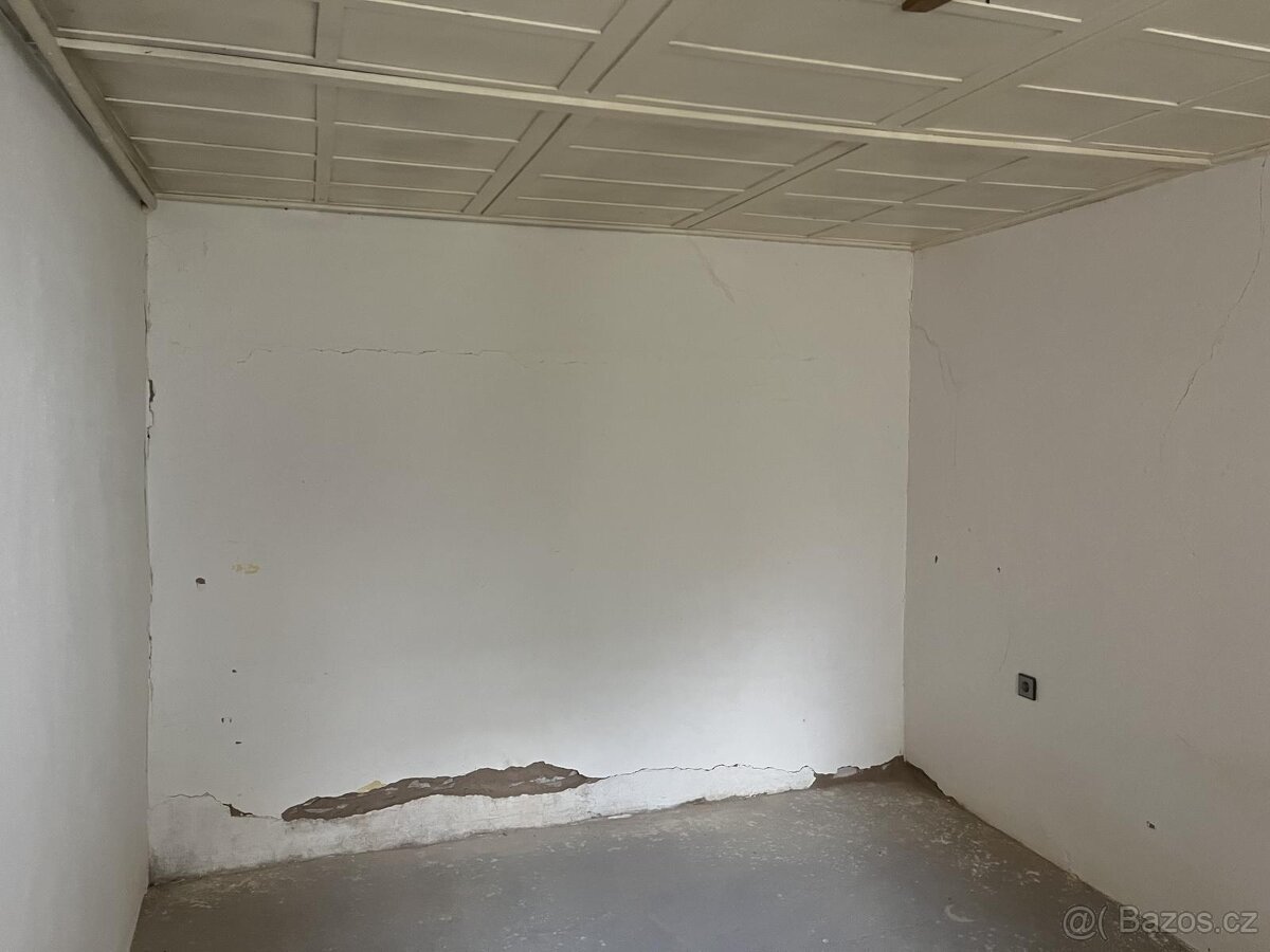 Prodej domu 2+kk k rekonstrukci v obci Kamenné Zboží - 14