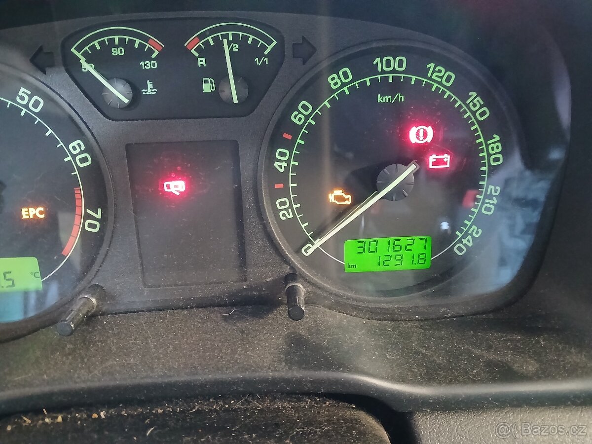 Octavia combi 1.6 i ,75kw STK 01/28 - 14