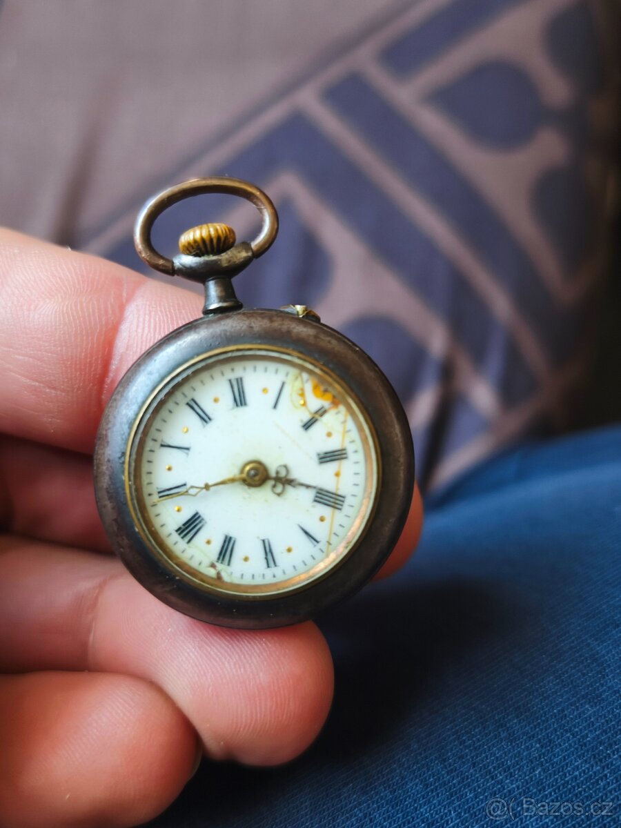 Staré kapesní hodinky. - 14