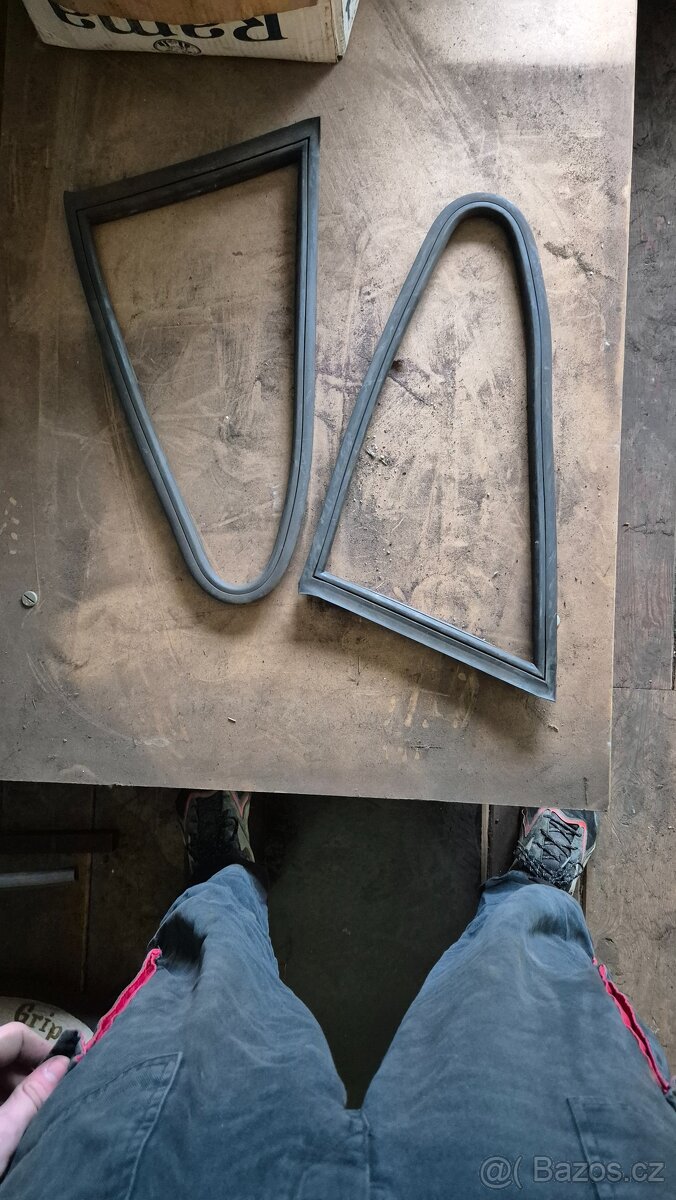 Náhradní díly na veterány - 14