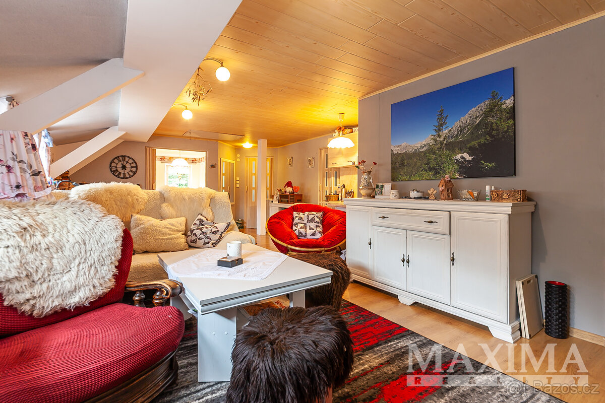 Dům 6 a více o ploše 647 m2 - Desná, Desná III - 14