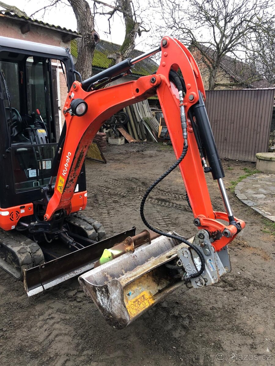 K prodeji mini bagr Kubota KX 016 - 14