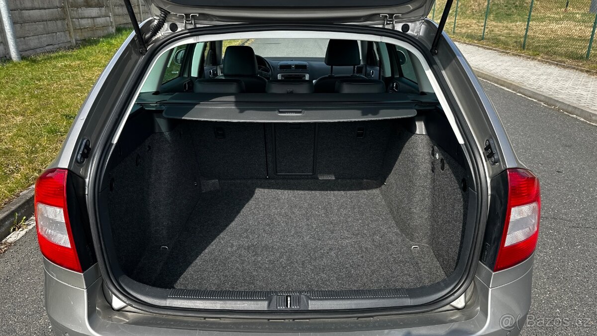 ŠKODA OCTAVIA 2.0 TDI DSG - 14