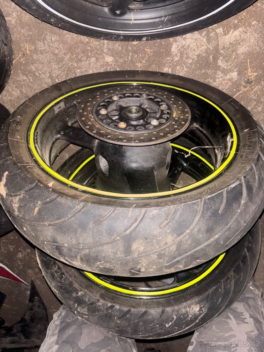 Rozprodam Yamaha TDM 900 01-13 na nahradni dily - 14