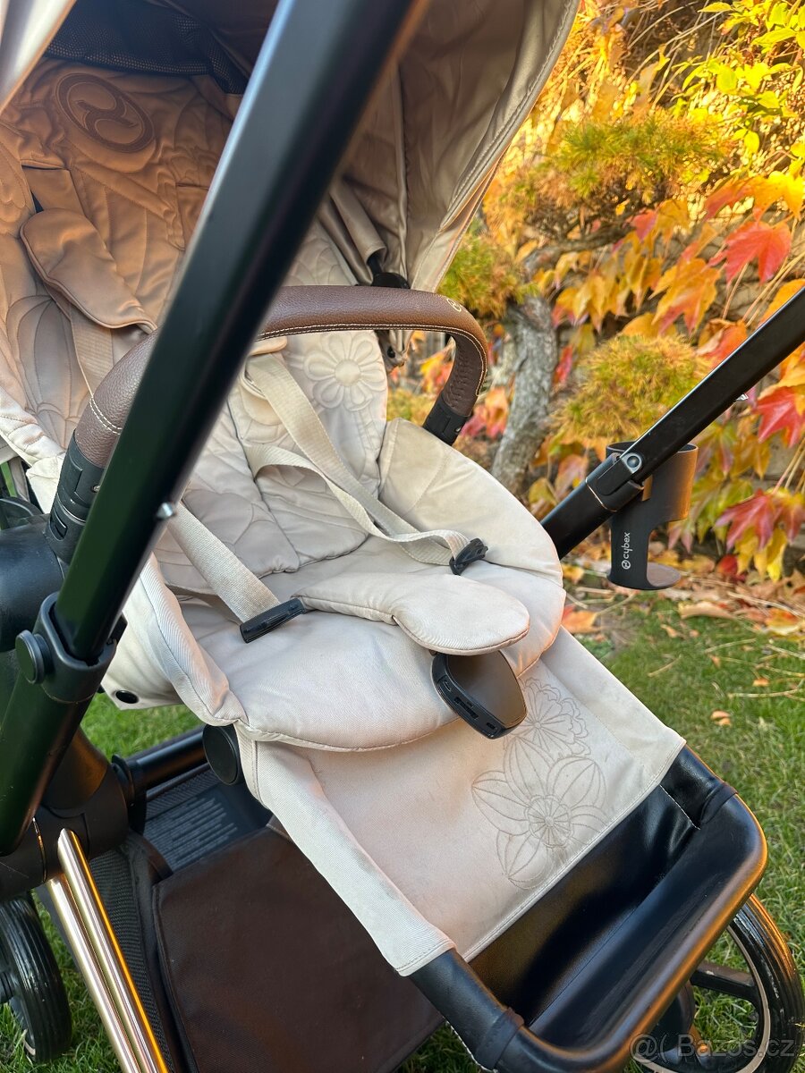Cybex e-Priam rosegold Simply flowers beige - 14