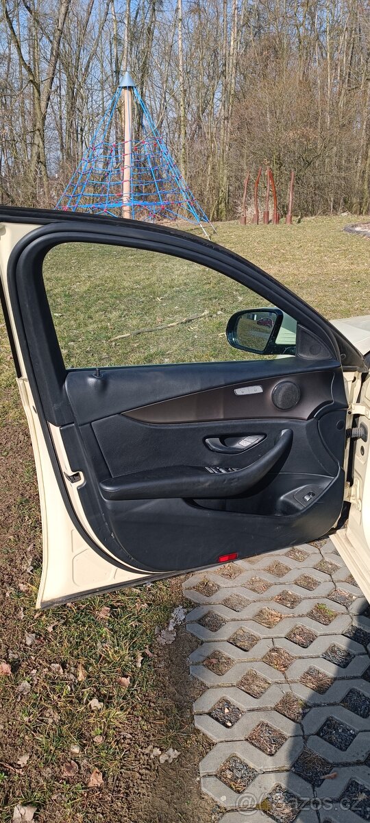 Nova cena MERCEDES-BENZ / E-CLASS (W213) / E 200 D - 14