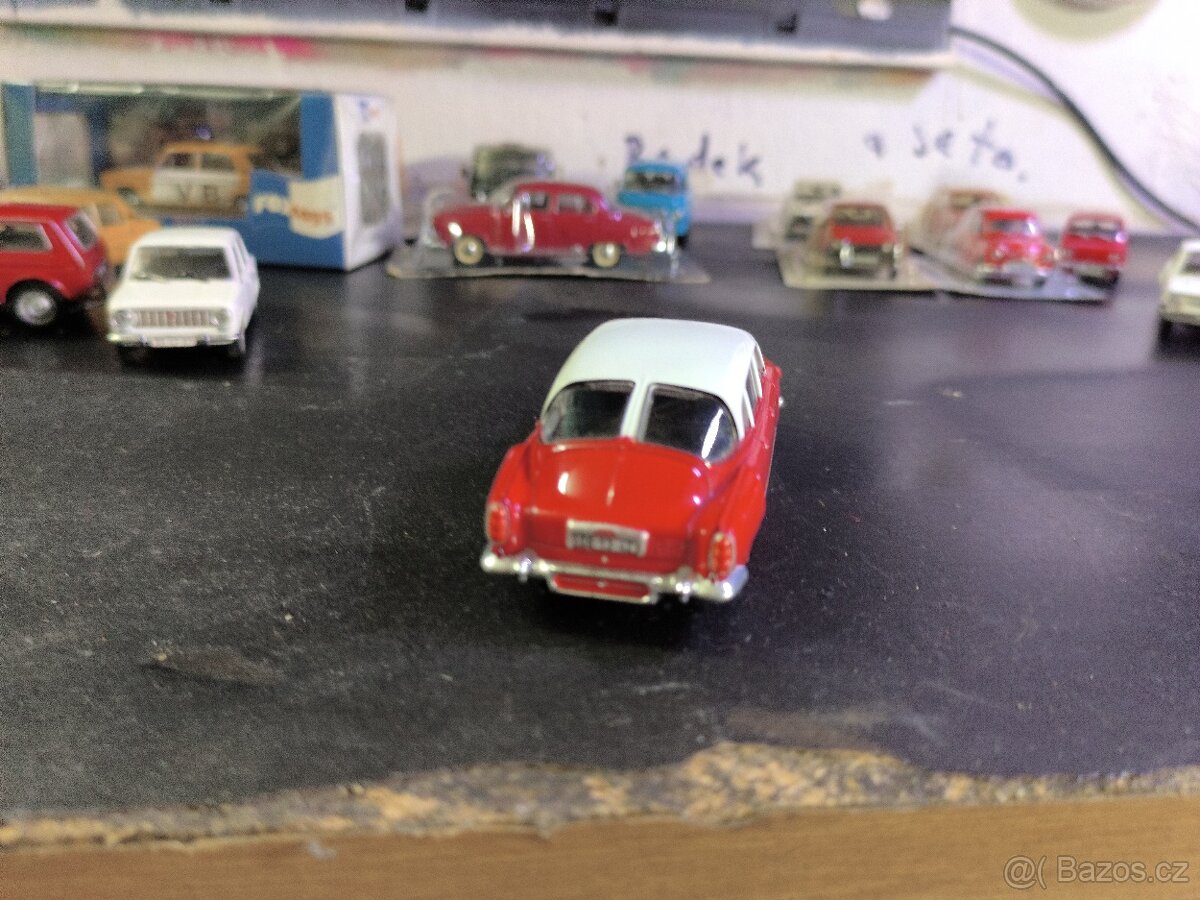 Modely autíček Tatra a jine - 14
