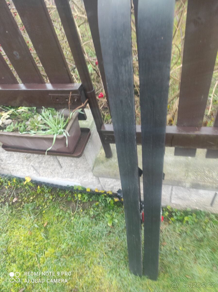 Sjezdové lyže s vázáním - 14