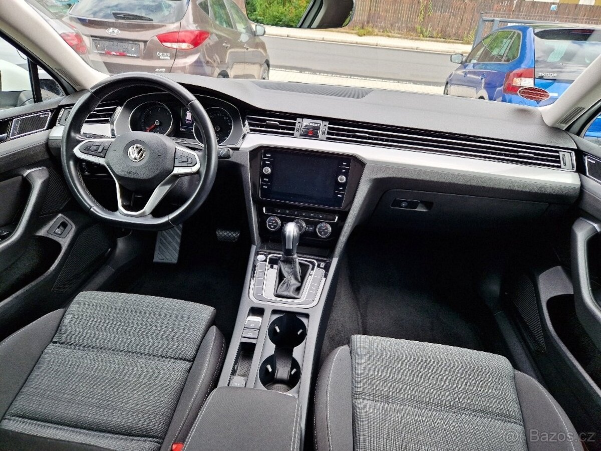 VW Passat Business, 2.0 TDi (140 kW), 129 tis. km, LED,tažné - 14
