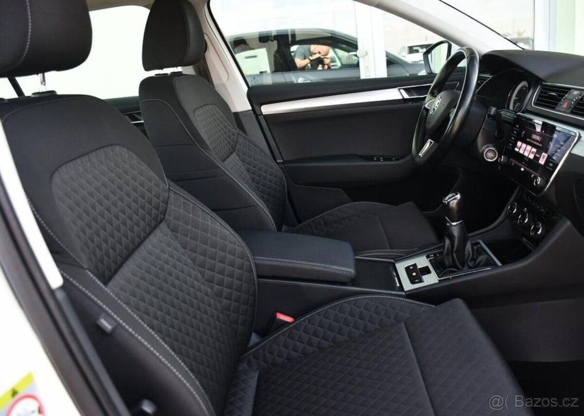 Škoda Superb 2,0TDi TAŽNÉ PRAV. SERVIS ČR - 14