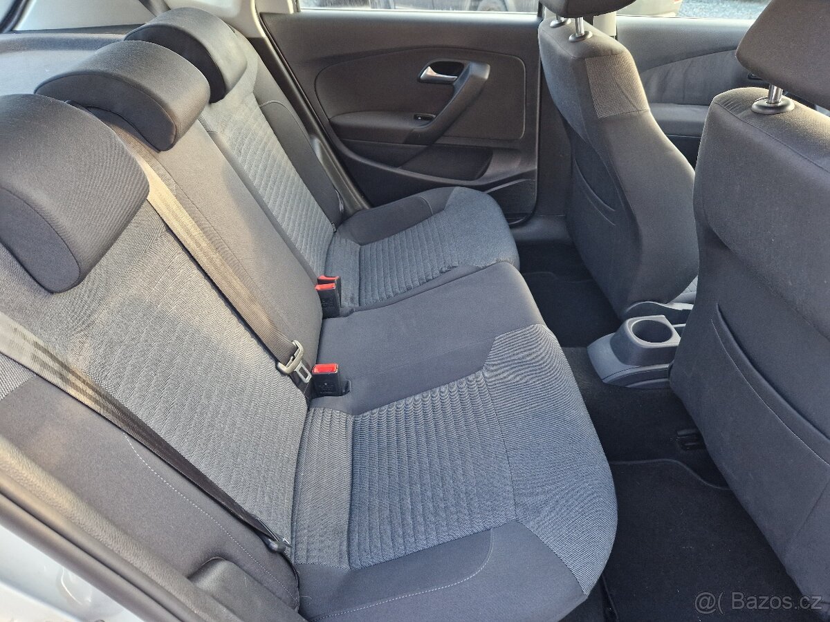 Volkswagen Polo 1.4i,63KW,KLIMA,BEZ KOROZE,R.V.2010 - 14