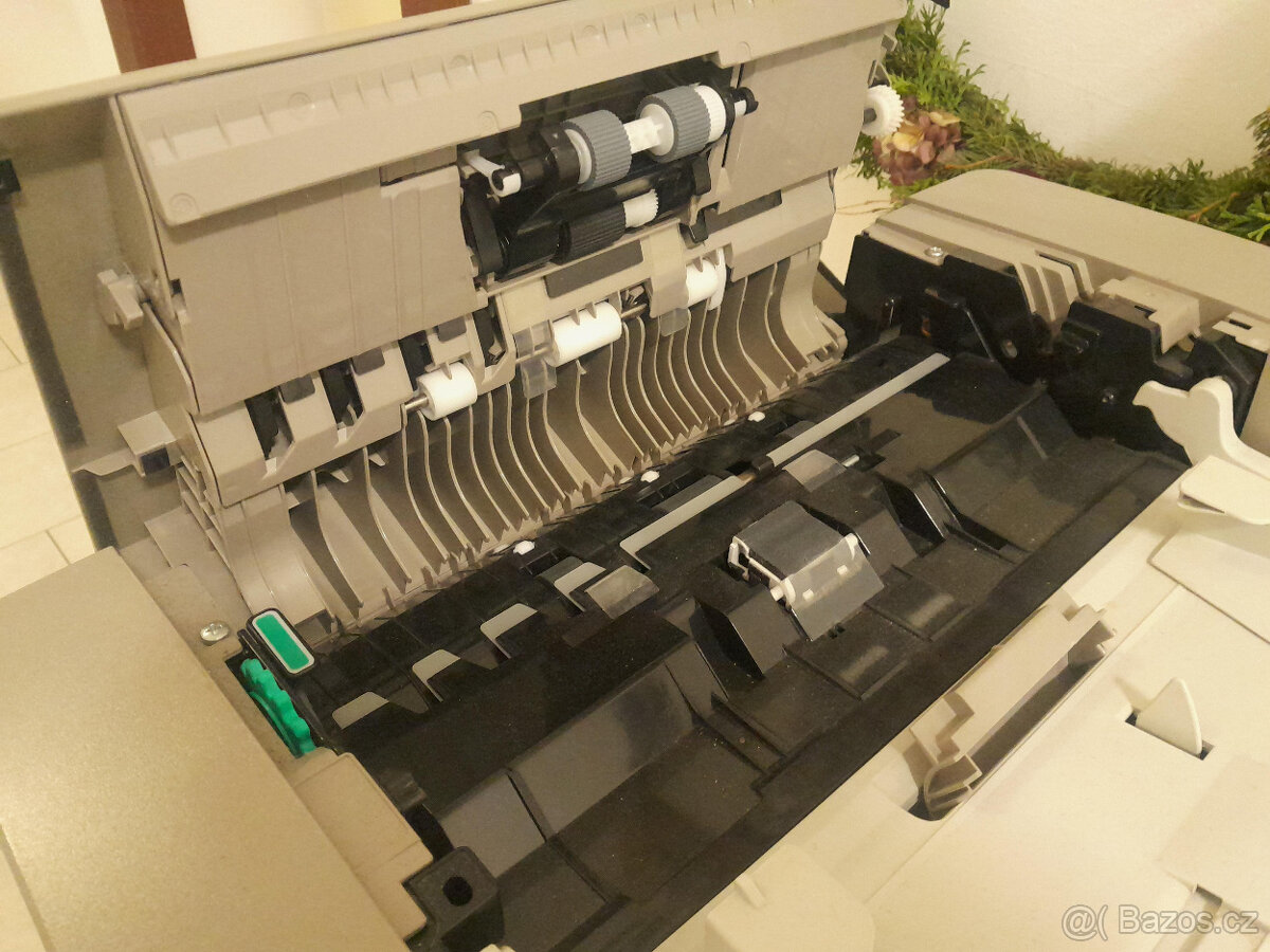 Barevná A3 kopírka Canon iRA C2225i - 14