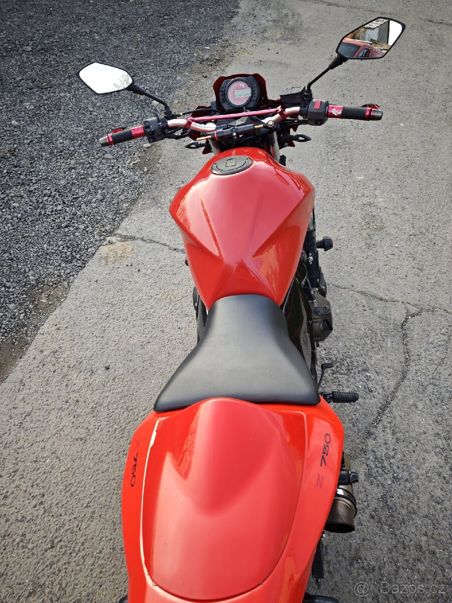 Kawasaki Z 750 - 14