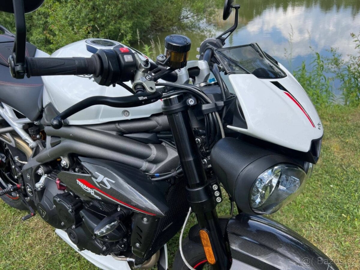 Triumph Speed Triple RS - 14
