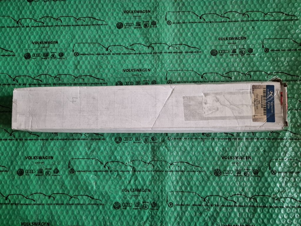 dekorativní ozdobné a ochranné lišty prahu Hyundai ix35 2S45 - 14