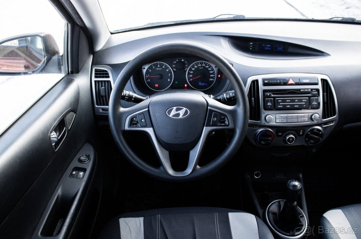 Hyundai i20 1.25, 62.5kW (2013) - 14