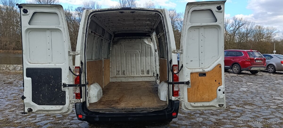 Renault Master 2/2014 L3H2 2.3 dCi 92 kW
Motor: 2.3 dCi - 14