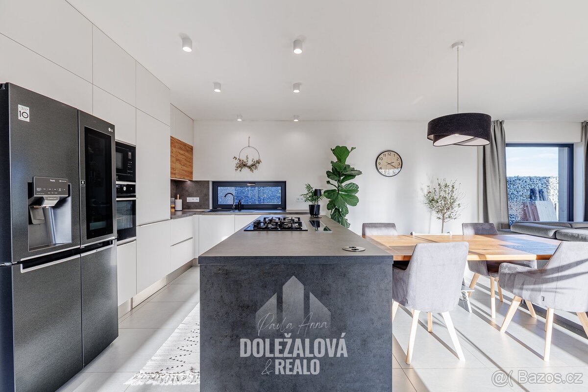 Prodej rodinného domu 193 m², Luka nad Jihlavou, ev.č. 00827 - 14