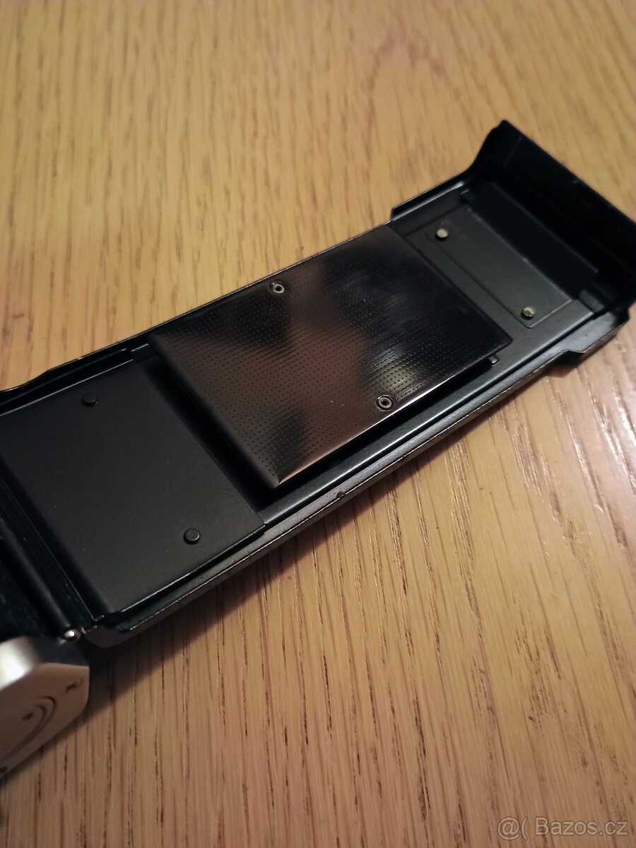 Olympus OM-2 + winder - 14