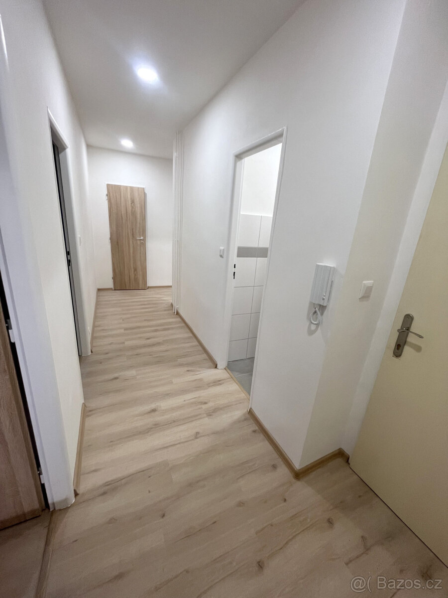 Pronájem byt 3+1/B, 74,5 m2, Louny, ul. Pražská, 3.NP, cihla - 14