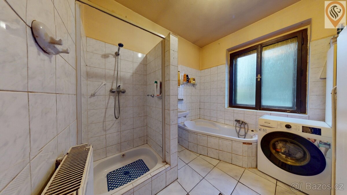 Prostorný rodinný dům v klidné části Rakovníka 4+1, 220 m² - 14