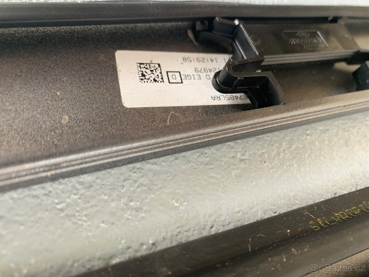 LAND ROVER DISCOVERY - 14