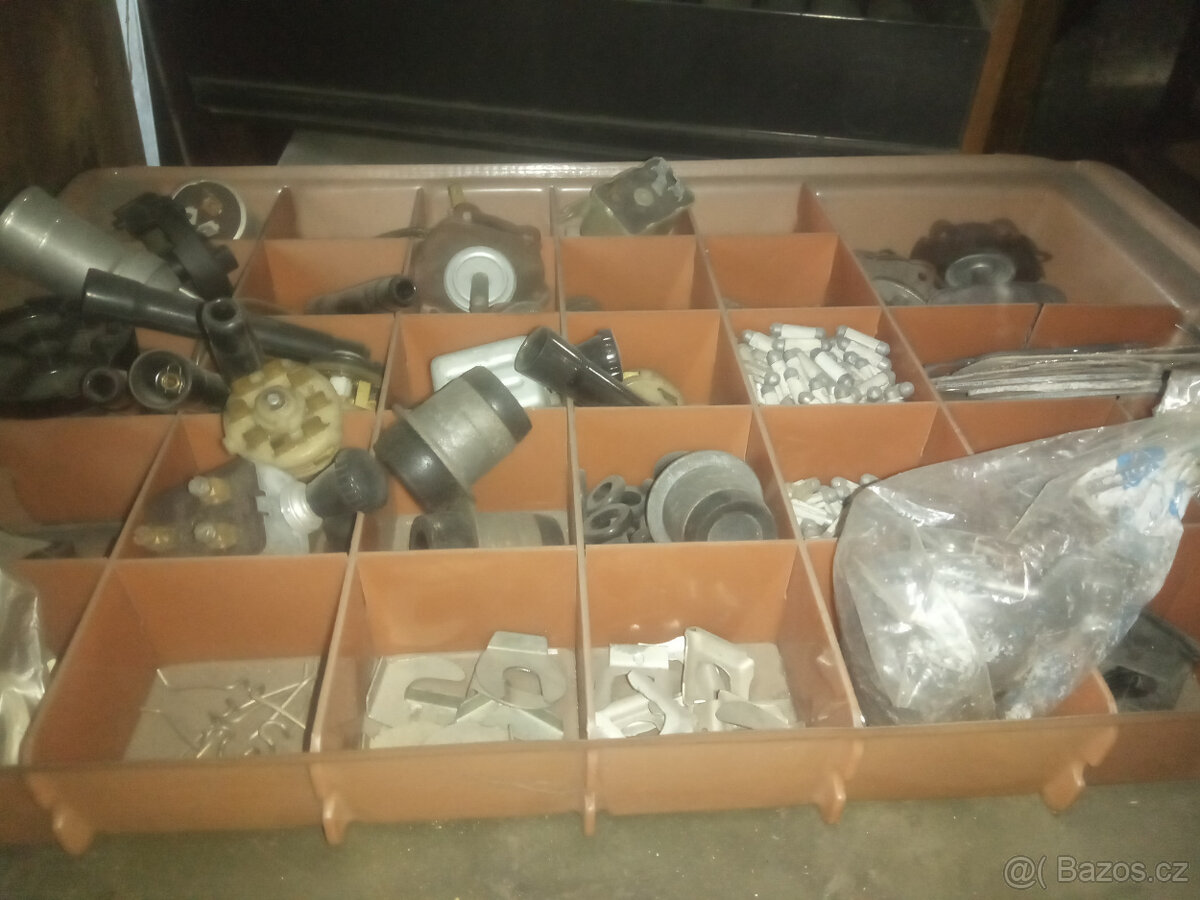 Automoto veteš především Škodovky, Žiguly, Trabanty... - 14