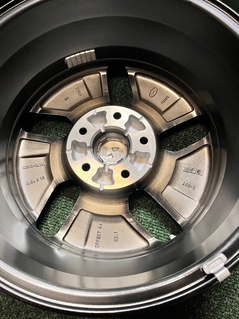 5x114,3 R16 Originál Alu Hyundai Kona 2021 - ZÁNOVNÍ - TOP - 14